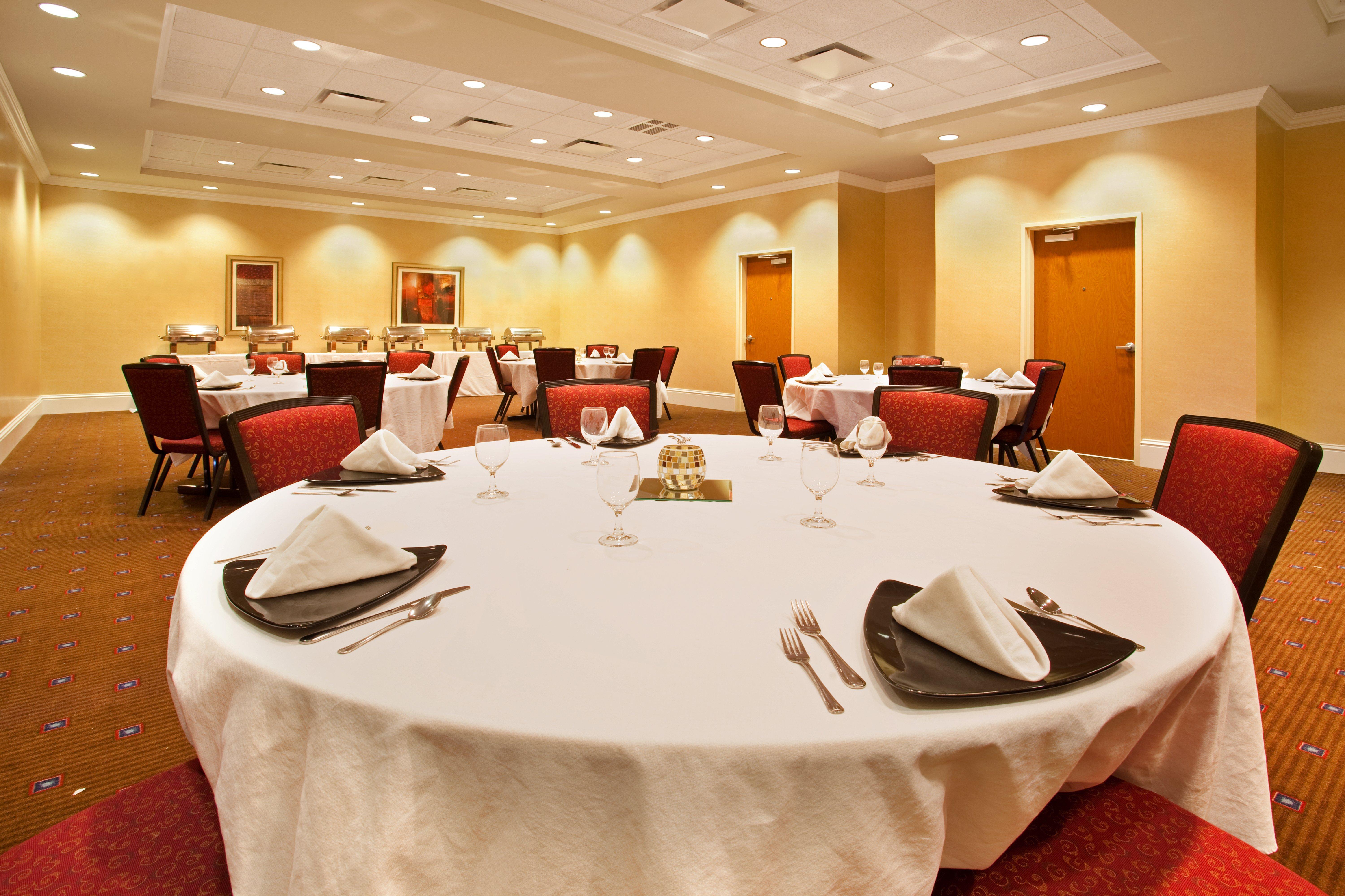 Holiday Inn Aurora North - Naperville By Ihg Bagian luar foto