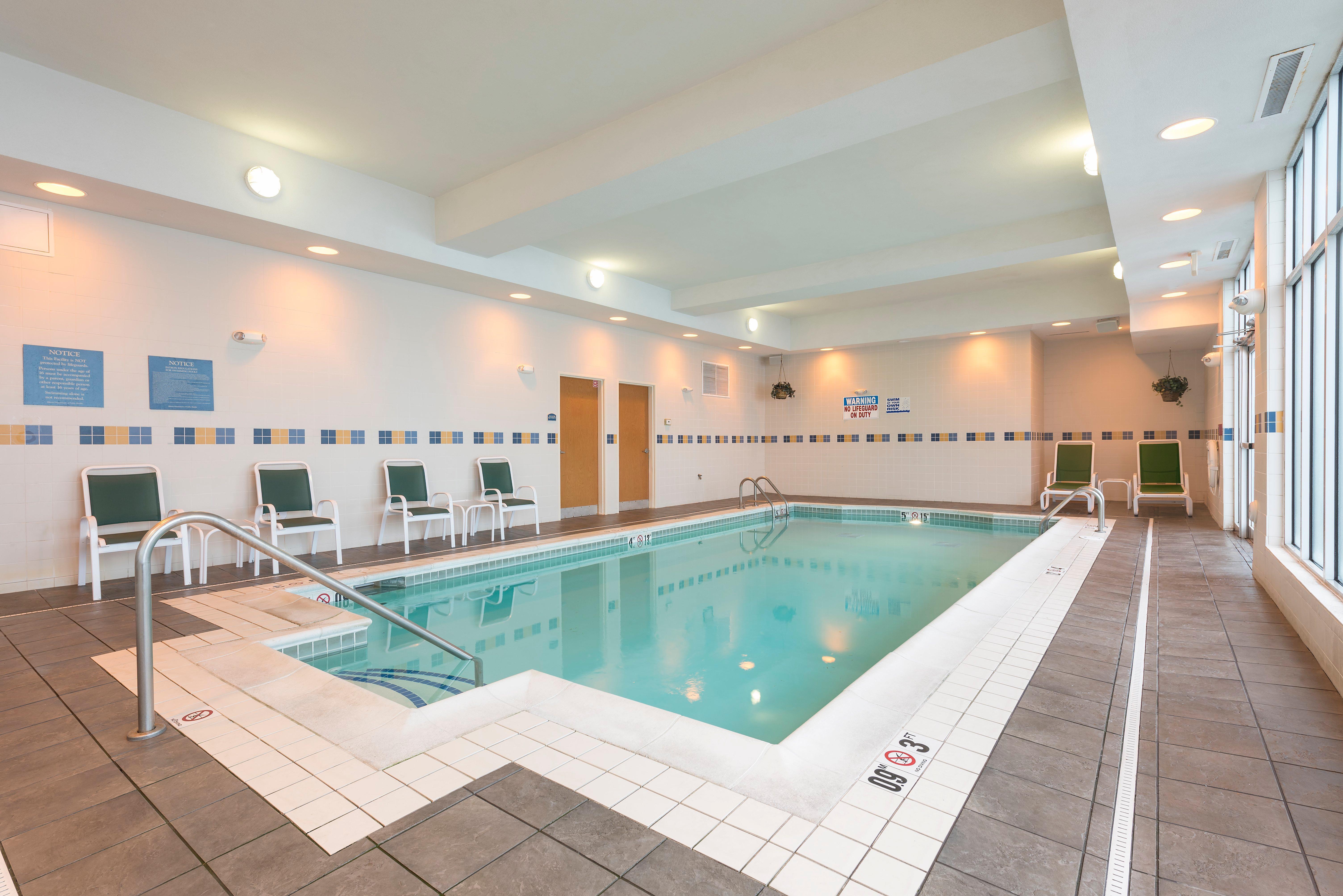 Holiday Inn Aurora North - Naperville By Ihg Bagian luar foto